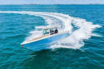 Boston Whaler 380 Outrage 39 2026 Boston Whaler 380 Outrage 40