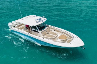 Boston Whaler 380 Outrage 58 2026 Boston Whaler 380 Outrage 59