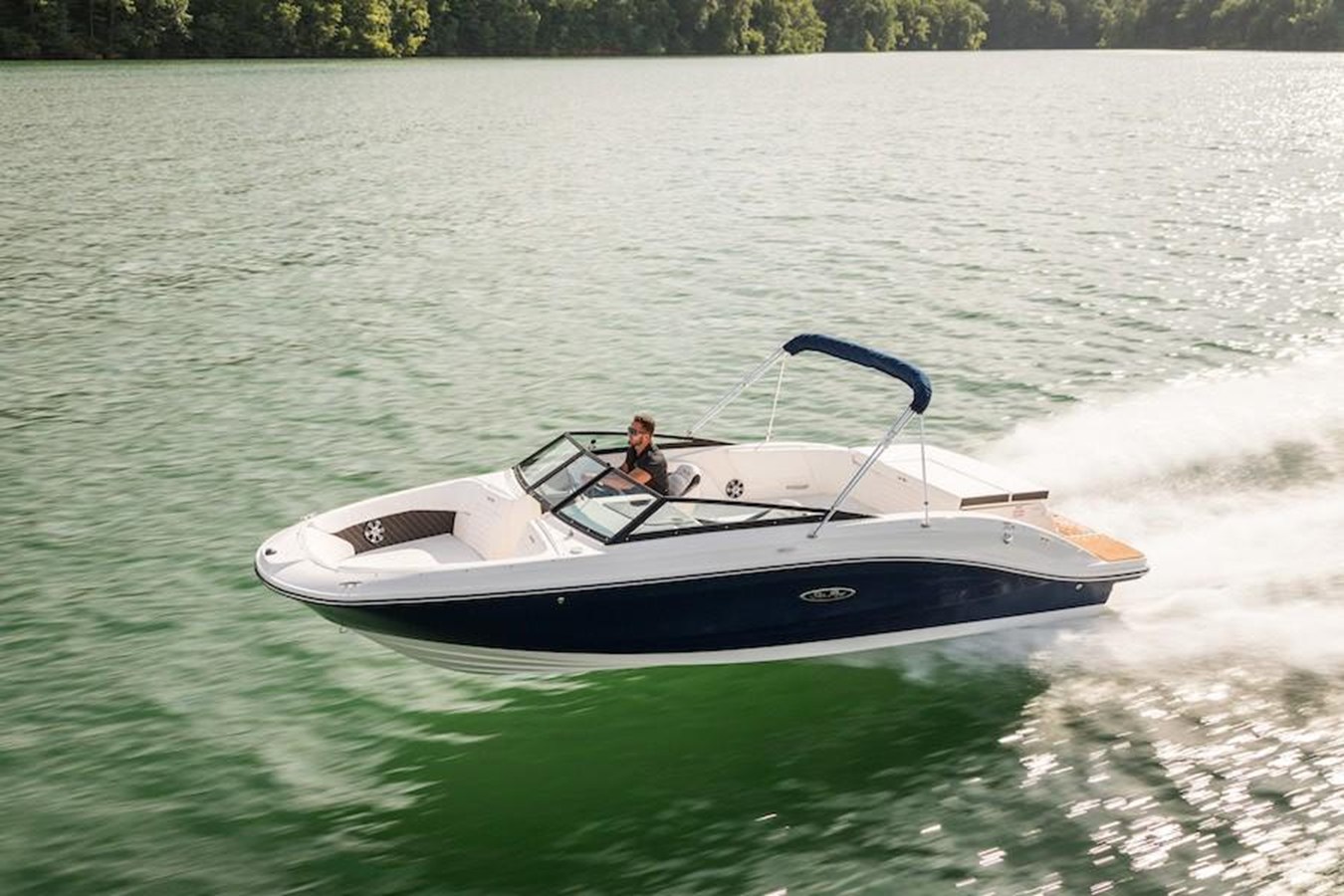 2023 Sea Ray SPX 230 2