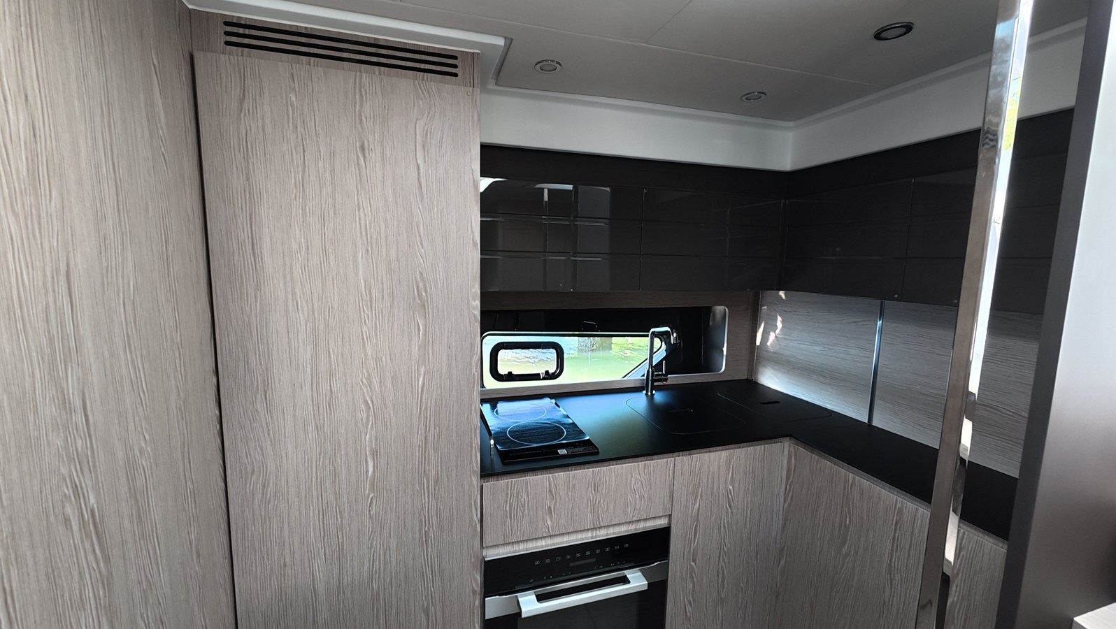 2025 Azimut ATLANTIS 45 66