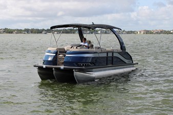 Harris Grand Mariner 230 1 2027 Harris Grand Mariner 230 2