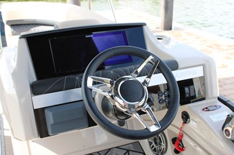 Harris Grand Mariner 230 15 2027 Harris Grand Mariner 230 16