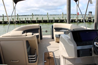 Harris Grand Mariner 230 16 2027 Harris Grand Mariner 230 17