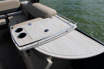 Harris Grand Mariner 230 17 2027 Harris Grand Mariner 230 18