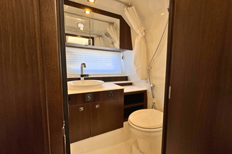 Cruisers Yachts 42 GLS Outboard 24 2025 Cruisers Yachts 42 GLS Outboard 25