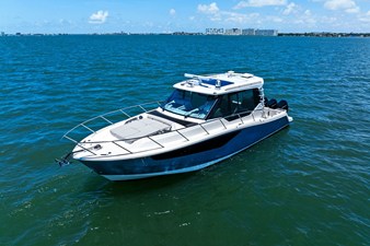 Boston Whaler 405 CONQUEST 5 2025 Boston Whaler 405 CONQUEST 6