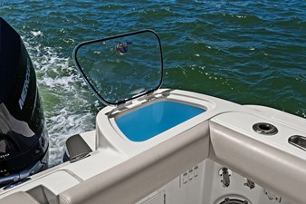 Boston Whaler 405 CONQUEST 62 2025 Boston Whaler 405 CONQUEST 63