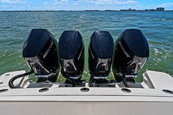 Boston Whaler 405 CONQUEST 63 2025 Boston Whaler 405 CONQUEST 64
