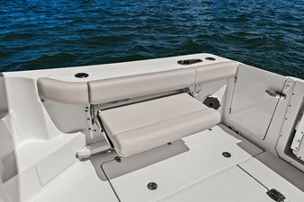 Boston Whaler 405 CONQUEST 64 2025 Boston Whaler 405 CONQUEST 65