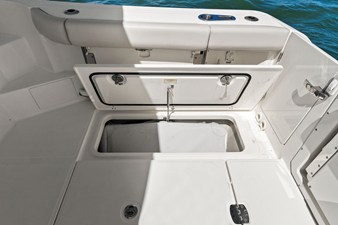 Boston Whaler 405 CONQUEST 67 2025 Boston Whaler 405 CONQUEST 68