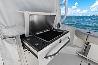 Boston Whaler 405 CONQUEST 69 2025 Boston Whaler 405 CONQUEST 70