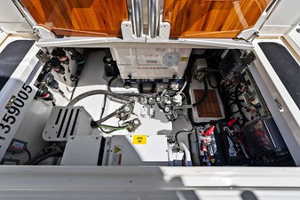 Boston Whaler 405 CONQUEST 71 2025 Boston Whaler 405 CONQUEST 72
