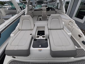 Sea Ray SDX 290 Outboard 2 2022 Sea Ray SDX 290 Outboard 3