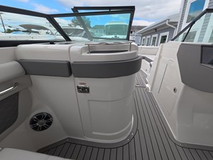 Sea Ray SDX 290 Outboard 16 2022 Sea Ray SDX 290 Outboard 17