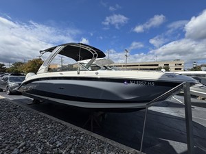 Sea Ray SDX 290 Outboard 25 2022 Sea Ray SDX 290 Outboard 26
