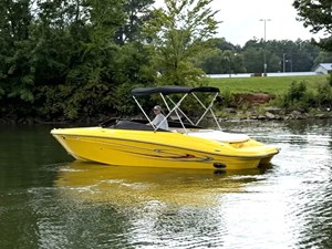 Four Winns 210 HORIZON 0 2006 Four Winns 210 HORIZON 1