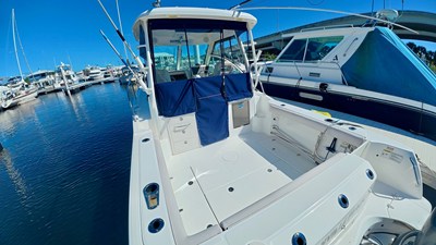 Boston Whaler 285 CONQUEST 10 2018 Boston Whaler 285 CONQUEST 11