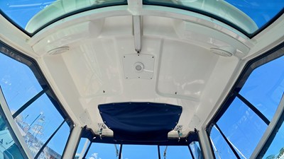 Boston Whaler 285 CONQUEST 12 2018 Boston Whaler 285 CONQUEST 13