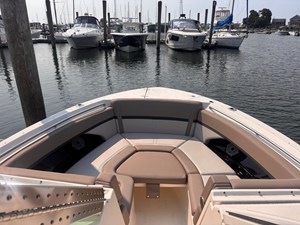 Boston Whaler 280 VANTAGE 6 2025 Boston Whaler 280 VANTAGE 7