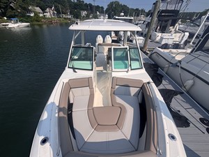 Boston Whaler 280 VANTAGE 13 2025 Boston Whaler 280 VANTAGE 14
