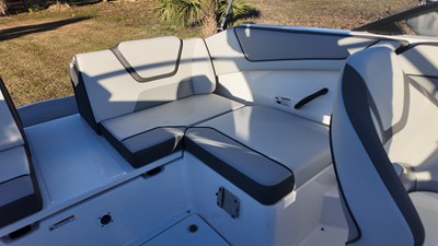 2025 Yamaha SX220 7