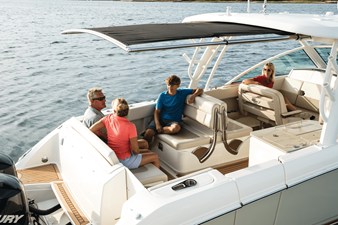 Boston Whaler 320 Vantage 29 2024 Boston Whaler 320 Vantage 30