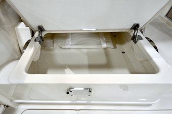 Boston Whaler 320 Vantage 39 2024 Boston Whaler 320 Vantage 40