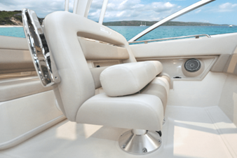 Boston Whaler 320 Vantage 53 2024 Boston Whaler 320 Vantage 54