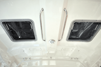 Boston Whaler 320 Vantage 54 2024 Boston Whaler 320 Vantage 55