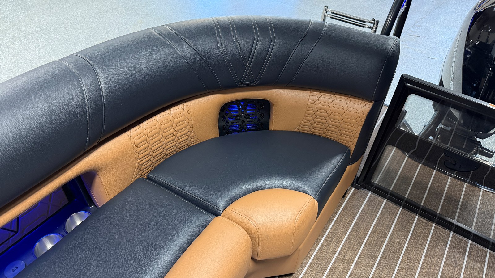 2026 Premier 250 INTRIGUE 73