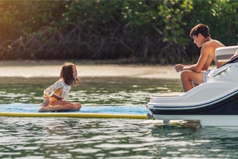 2024 Sea Ray SLX 260 25