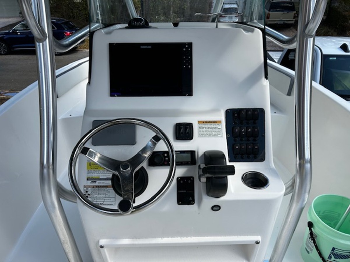 2018 Century 220 5