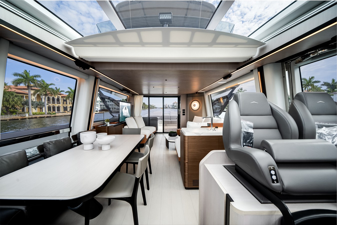 2026 Azimut S8 29