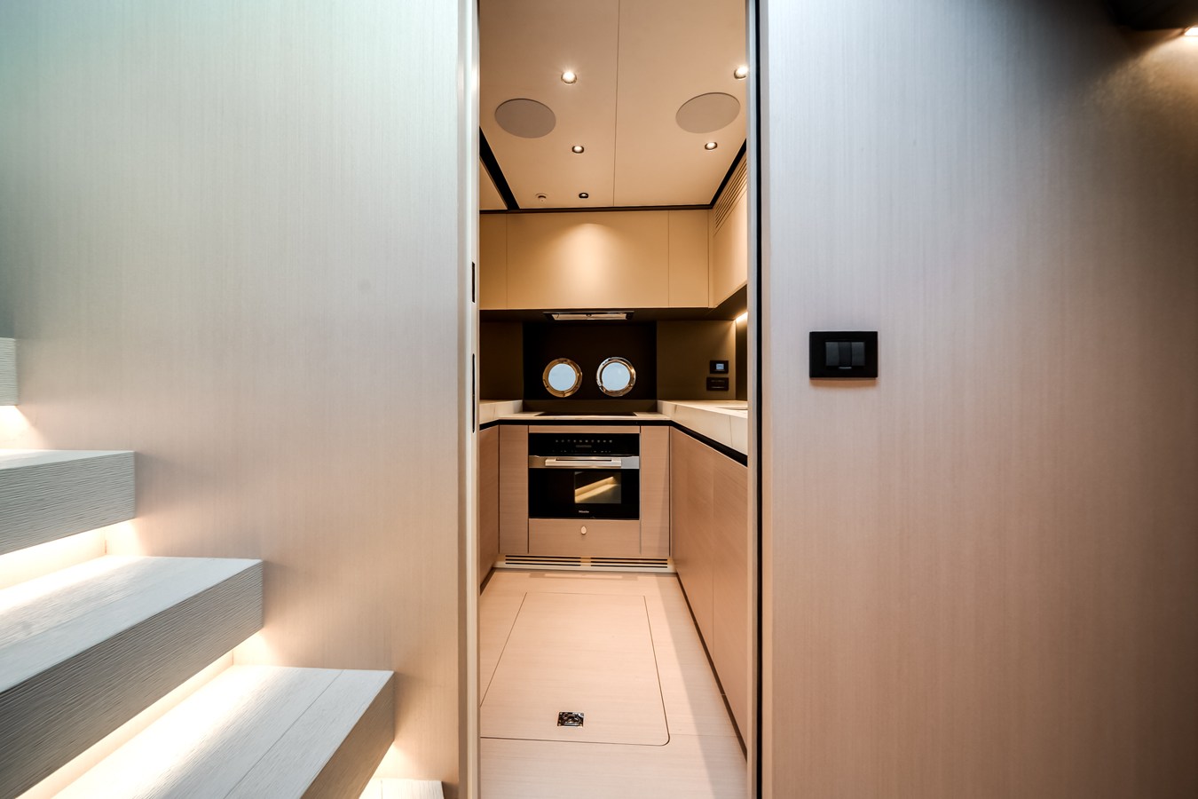 2026 Azimut S8 34
