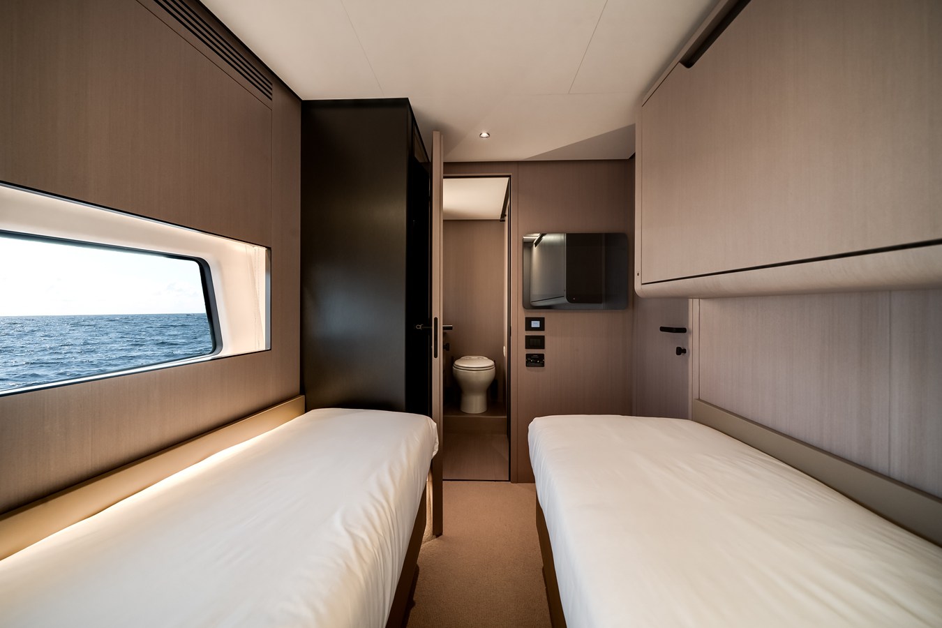 2026 Azimut S8 58