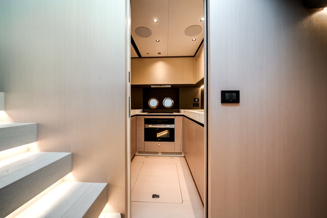 2026 Azimut S8 34