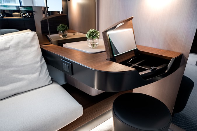 2026 Azimut S8 43
