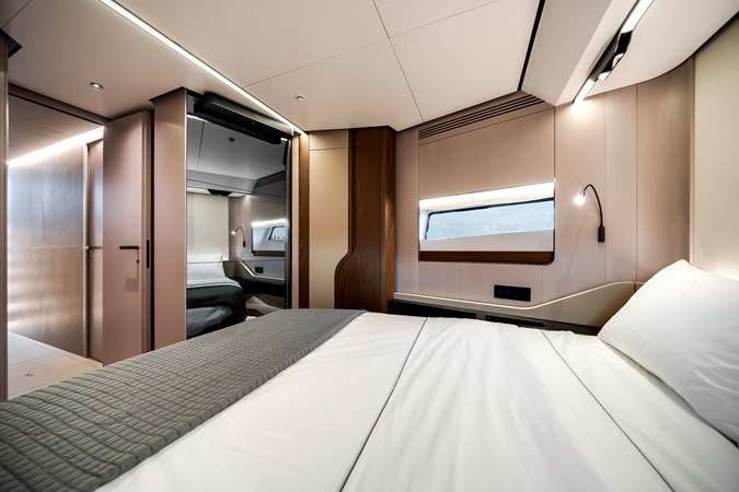 2026 Azimut S8 52