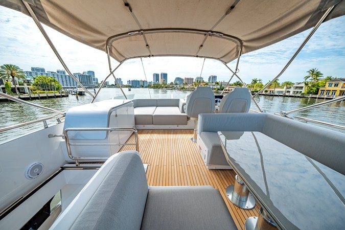 2026 Azimut S8 67