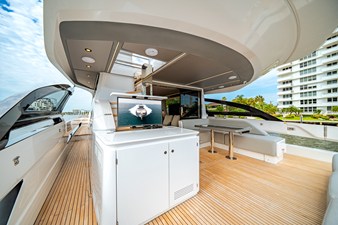 2026 Azimut S8 64