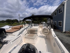2026 Boston Whaler 210 VANTAGE 29