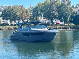 Cruisers Yachts 38 GLS-OB SB 0 2024 Cruisers Yachts 38 GLS-OB SB 1