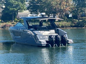 Cruisers Yachts 38 GLS-OB SB 4 2024 Cruisers Yachts 38 GLS-OB SB 5