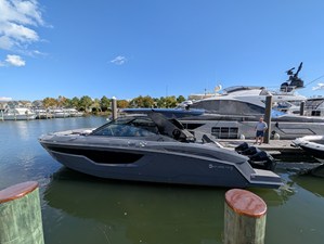 Cruisers Yachts 38 GLS-OB SB 10 2024 Cruisers Yachts 38 GLS-OB SB 11