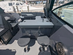 Cruisers Yachts 38 GLS-OB SB 25 2024 Cruisers Yachts 38 GLS-OB SB 26