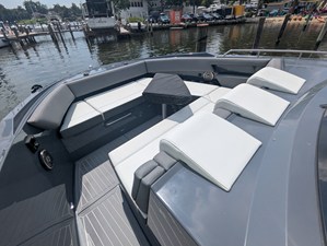 Cruisers Yachts 38 GLS-OB SB 36 2024 Cruisers Yachts 38 GLS-OB SB 37