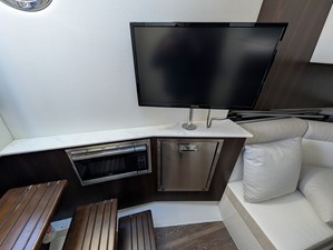Cruisers Yachts 38 GLS-OB SB 42 2024 Cruisers Yachts 38 GLS-OB SB 43