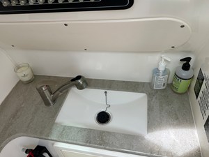 Boston Whaler 320 VANTAGE 11 2017 Boston Whaler 320 VANTAGE 12