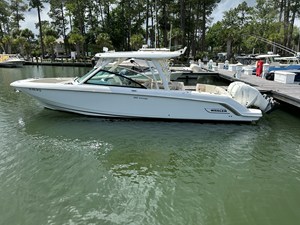 Boston Whaler 320 VANTAGE 27 2017 Boston Whaler 320 VANTAGE 28