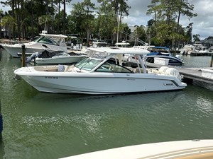 Boston Whaler 320 VANTAGE 28 2017 Boston Whaler 320 VANTAGE 29